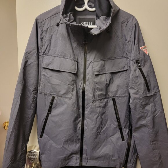 Authentic Guess light Jacket Mens - Picture 3 of 6